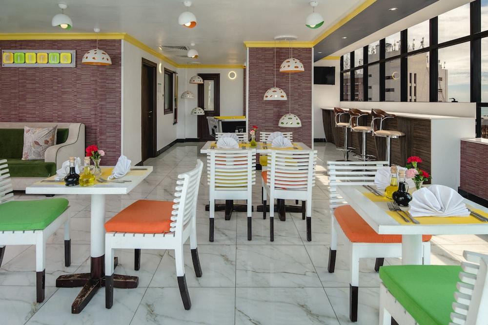 Golden Tulip Dar Es Salaam City Center Hotel Eksteriør billede