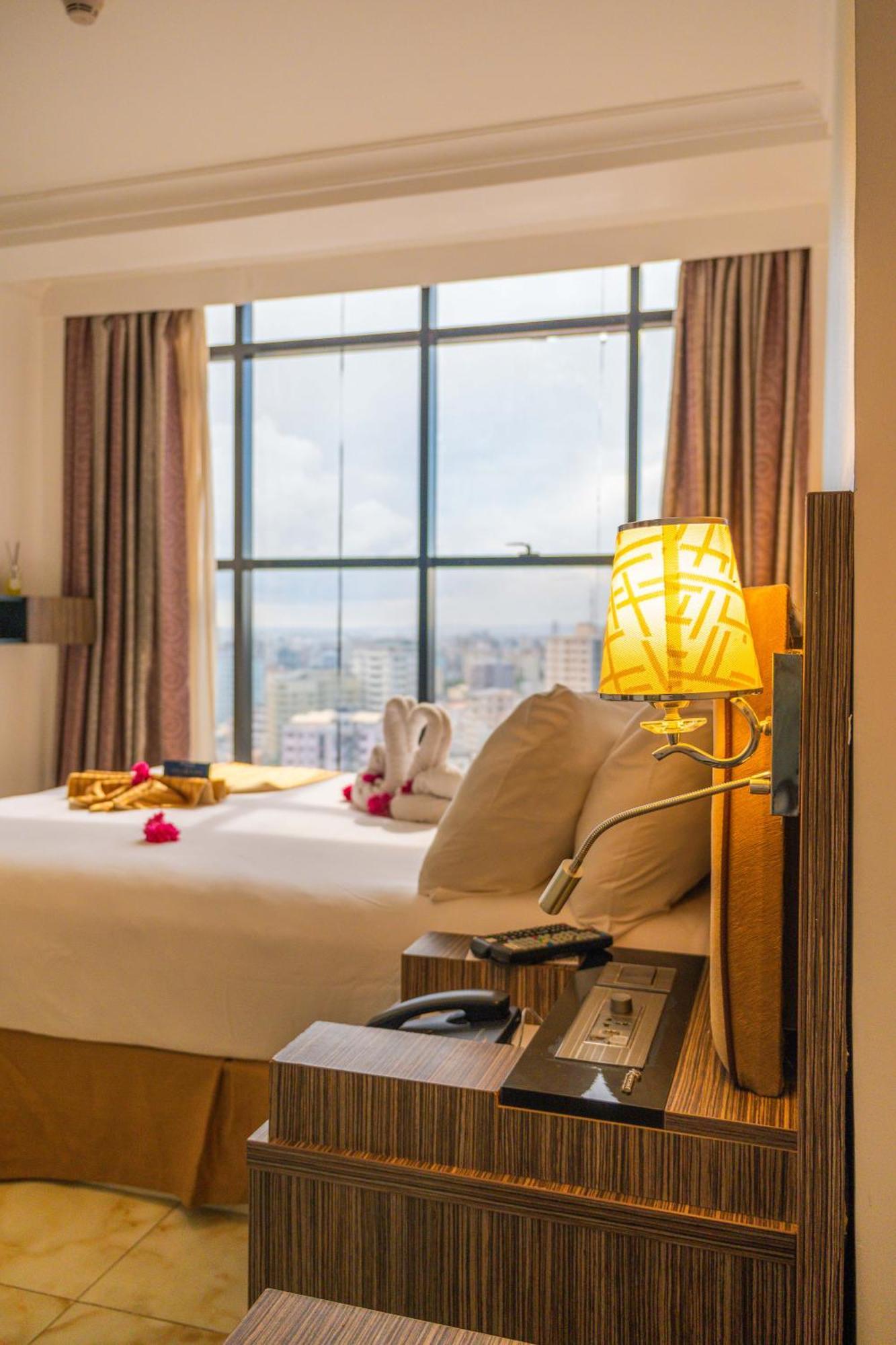 Golden Tulip Dar Es Salaam City Center Hotel Eksteriør billede