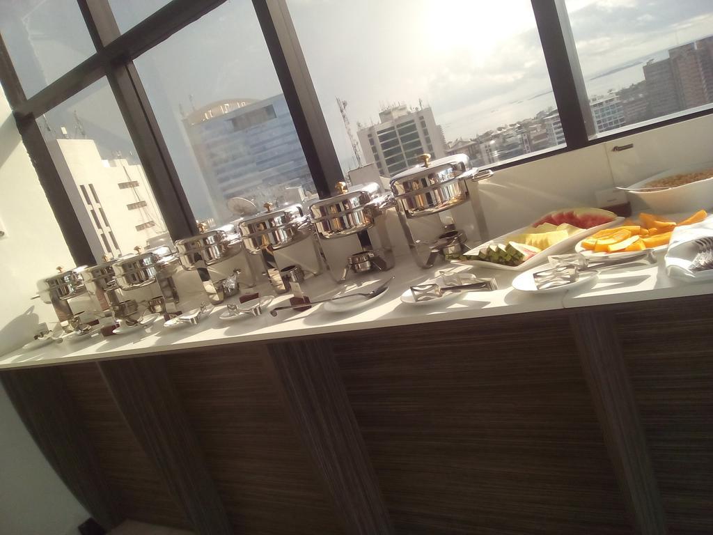 Golden Tulip Dar Es Salaam City Center Hotel Eksteriør billede